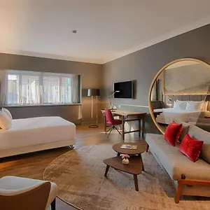 Nh Collection Porta Nuova Отель